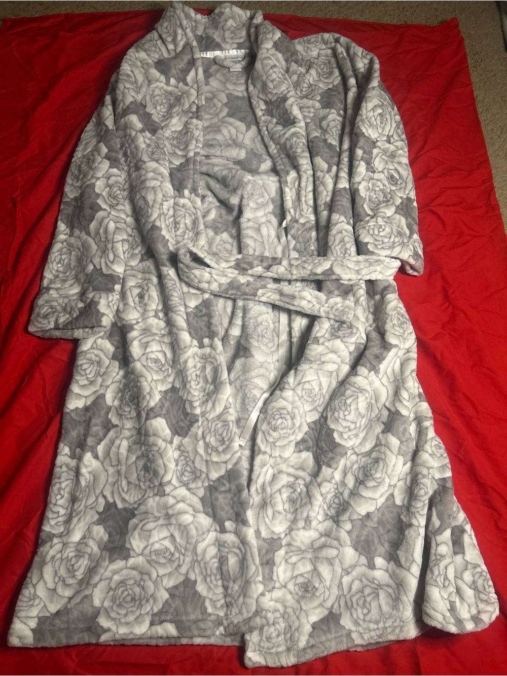 Plush Rose Print Gray Women's Robe